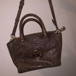 Michael kors purse